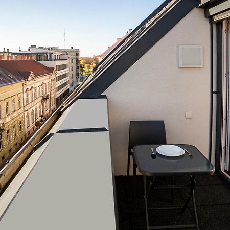 Dream Apartman 1 With Free Parking Дьєр Екстер'єр фото