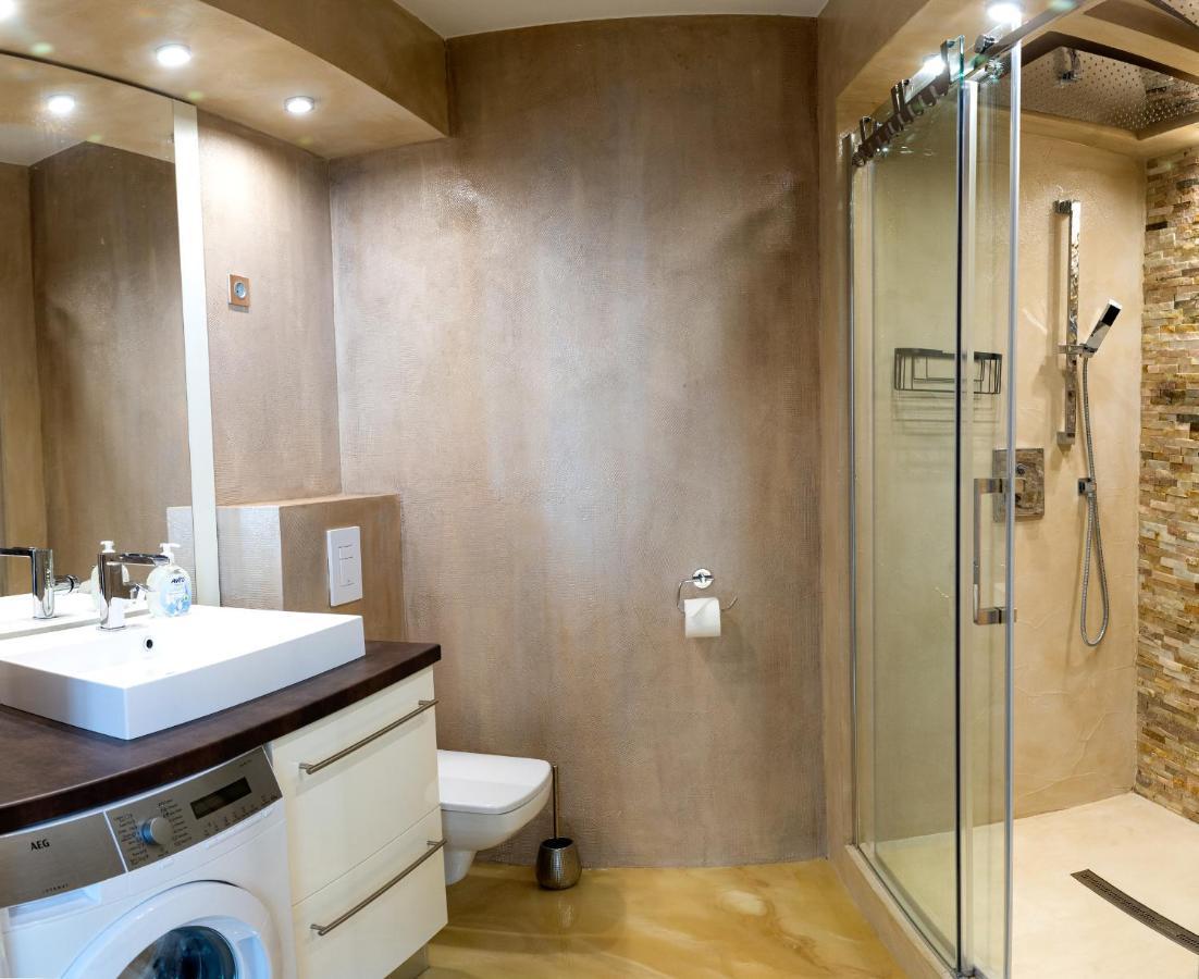 Dream Apartman 1 With Free Parking Дьєр Екстер'єр фото