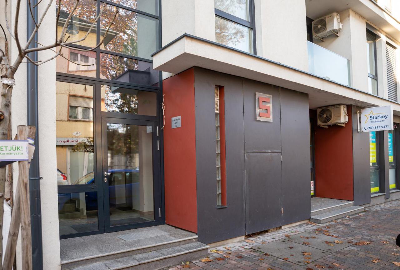 Dream Apartman 1 With Free Parking Дьєр Екстер'єр фото